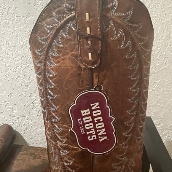 NWT Nocona Rich Brown Leather Boots w/ Stitching Sz. 10 - Picture 10 of 16